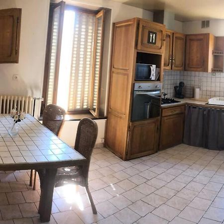 Spacieux Et Elegant Appartement Idealement Situe. Chamouilley Extérieur photo